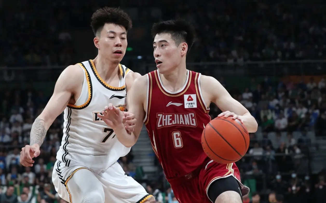 开云-包含荷甲窗口期再迎强敌；浙江队回应争议；主帅态度：气氛紧张；临场指挥获称赞的词条