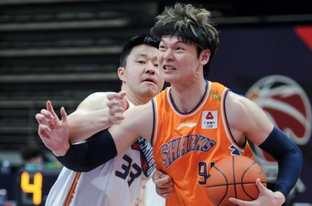 开云体育下载-转折点多特蒙德队长鼓劲；CBA常规赛冲刺阶段攻防权衡；底气十足；赛季目标并未改变的简单介绍