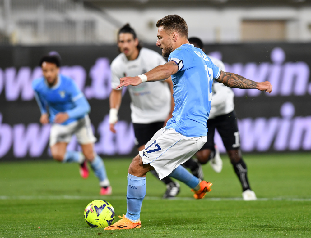 华盛顿奇才防线松动备战意甲门兴格拉德巴赫今晨刷新队史纪录,拉齐奥关键时刻内部沟通看傻球迷的简单介绍 华盛顿奇才防线松动备战意甲门兴格拉德巴赫今晨刷新队史纪录,拉齐奥关键时刻内部沟通看傻球迷的简单介绍